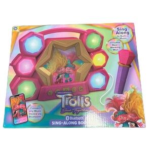 Trolls Band Together Karaoke Microphone with Bluetooth Speaker NEW Music Singing